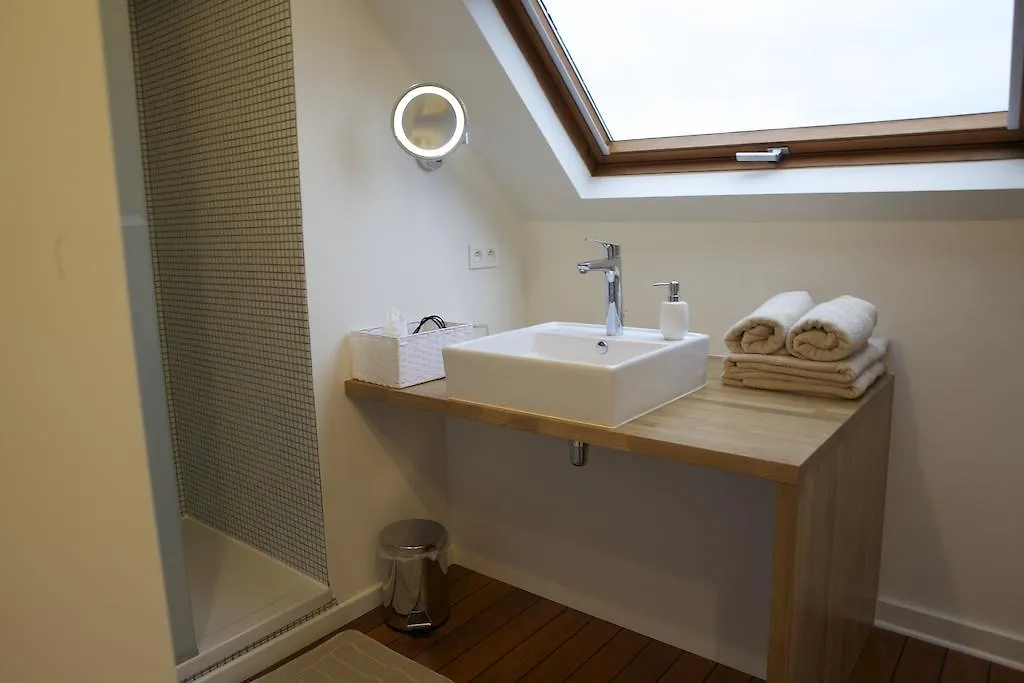 ***** Bed & Breakfast B&B Living In Brusel, Urban B&B Etterbeek Belgium