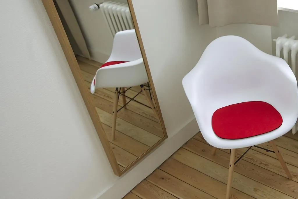 B&B Living In Brusel, Urban B&B Etterbeek 5*,  Belgium
