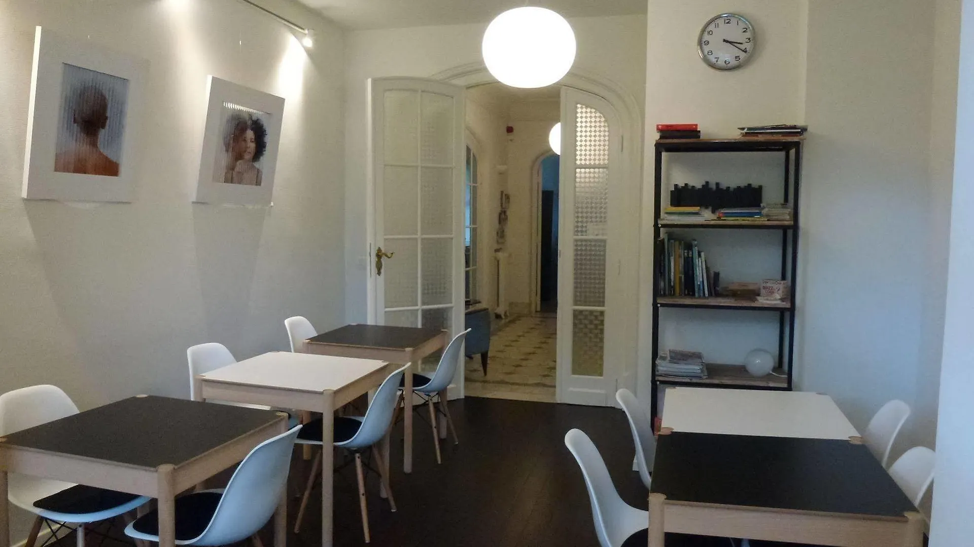 B&B Living In Brusel, Urban B&B Etterbeek 5*,
