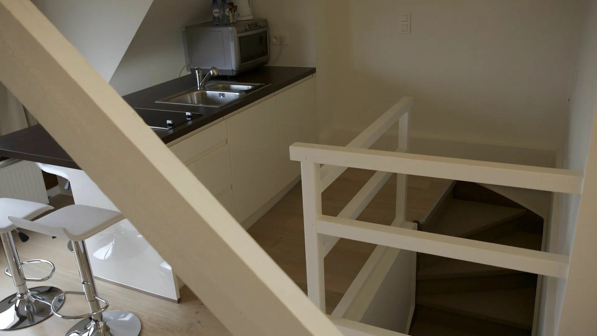 ***** Bed & Breakfast B&B Living In Brusel, Urban B&B Etterbeek Belgium