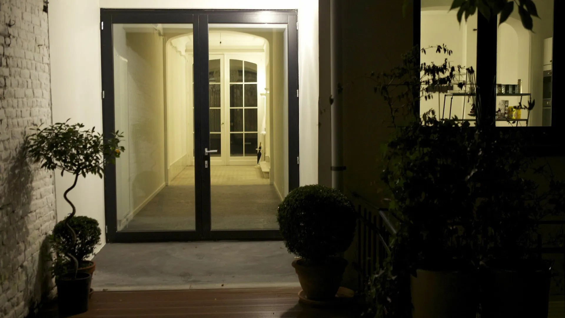 B&B Living In Brusel, Urban B&B Etterbeek 5*,  Belgium